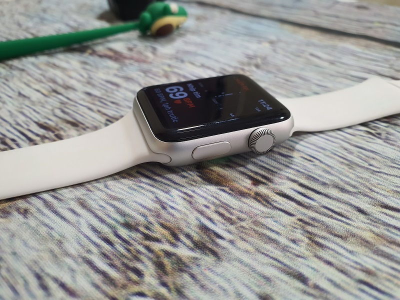apple watch 3 gps 42
